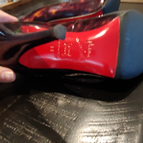 Authentic Christian Louboutin Decolette 100s. - Picture 8 of 8